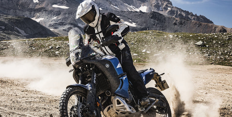 Choosing your dual-sport / adventure motorcycle helmet: the complete guide