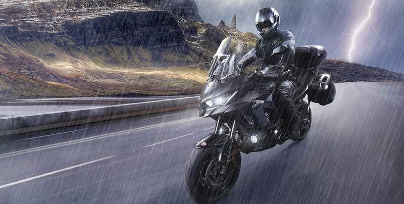 Make the weather your ally: our tips for staying warm on a motorcycle