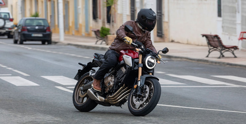 When and why should you replace your motorcycle helmet?