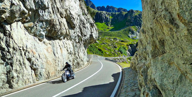 What motorcycle gear to wear for summer riding