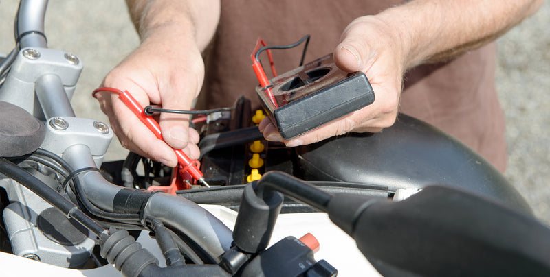 Motorcycle battery charger: a winter essential