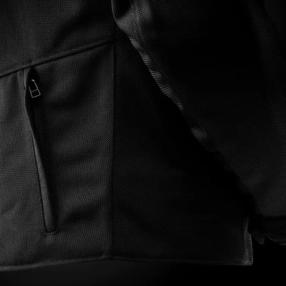 Evald Vented Black