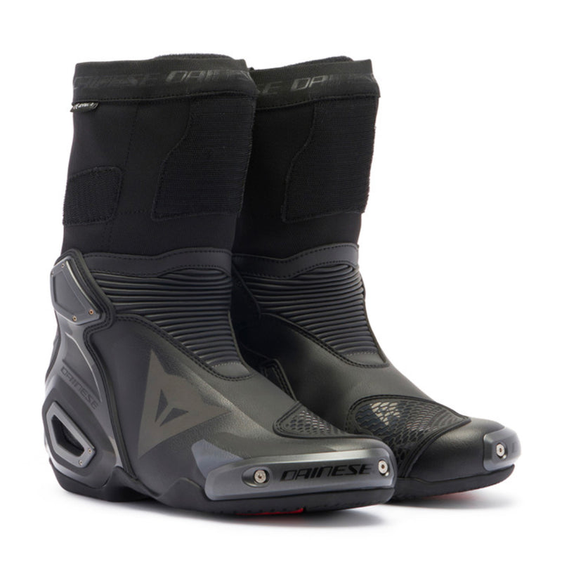 Axial 2 Black Black