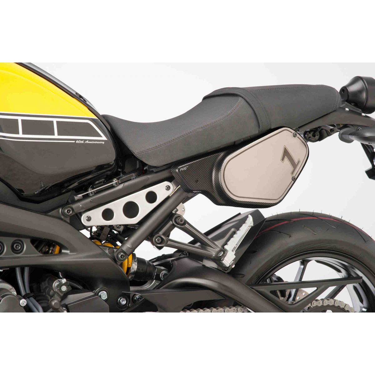 Latérales Retro Carbone Yamaha XSR900 (16-21)