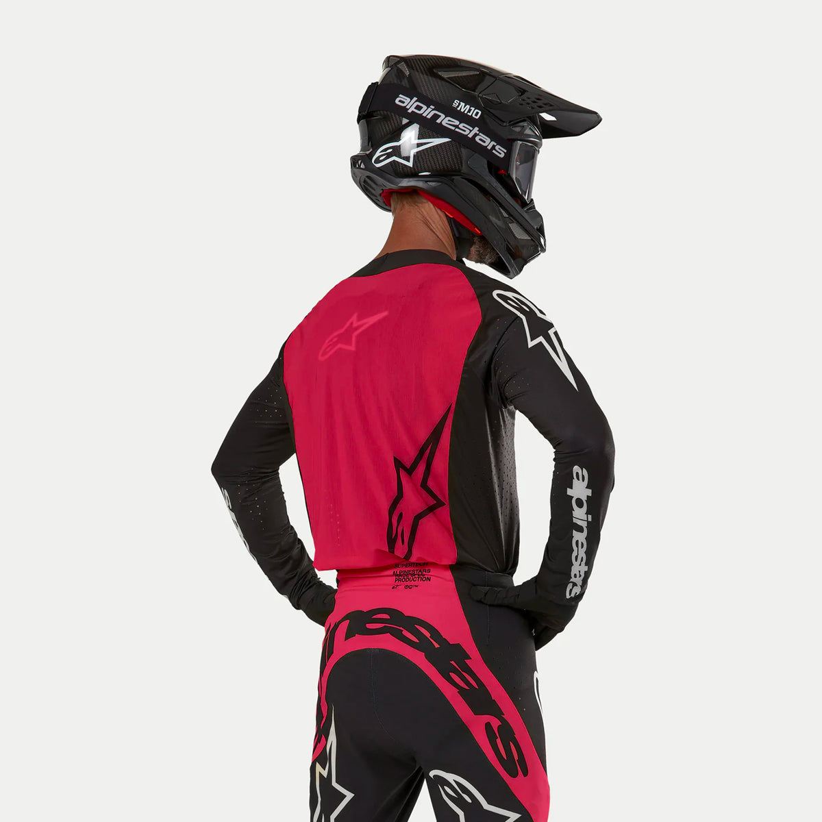Supertech Ward Black Red Berry