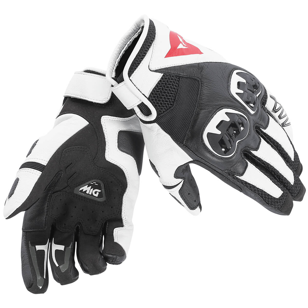 Mig C2 Black White
