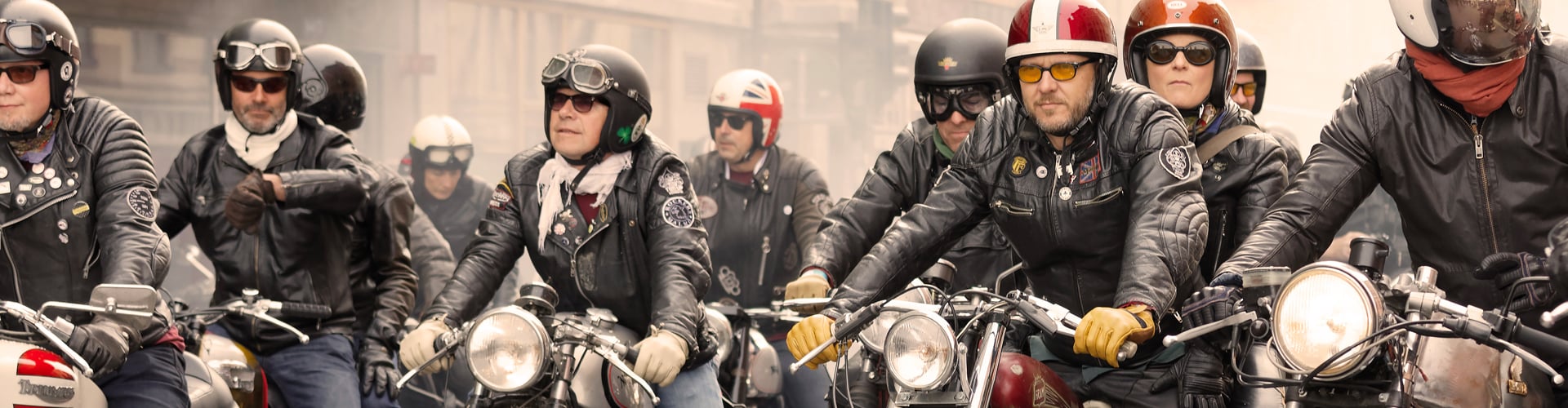 Chaussettes chauffantes moto - Noir  Le Pratique du Motard – LE PRATIQUE  DU MOTARD