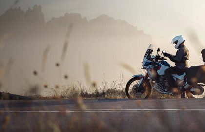Blouson moto cuir ou textile, que choisir ? - Live Love Ride - Le blog  iCasque